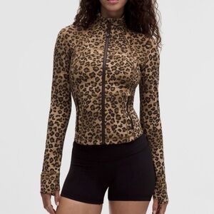 NWT LULULEMON Define Cropped Jacket True Leopard Multi size 8